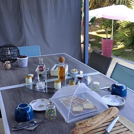 Bed & Breakfast Chez Les Catherine